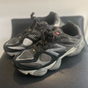 New Balance Black and Gray Women's Sneakers